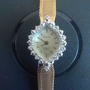 Deauville Armitron Quartz Diamond Bezel Gold Plated Ladies Watch Oval Face EUC